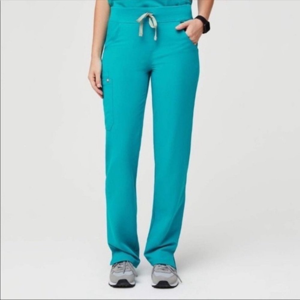FIGS Technical Collection Kade Cargo Scrub Teal Pants Size Extra Small - Picture 1 of 10
